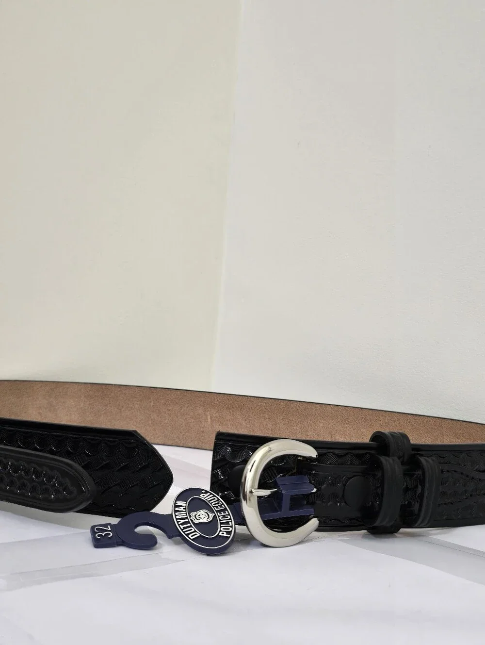 new DUTYMAN size 32 Full Grain Leather Basketweave Service Belt Law Security